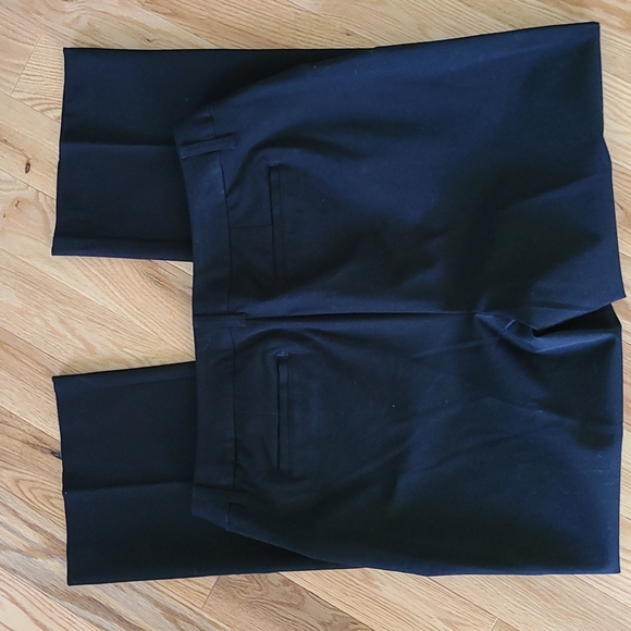 St. John's Bay Strt Leg Mid Rise Pants.  Sz 18W Black. Cotton/Spandex Blend NWOT - Picture 5 of 9